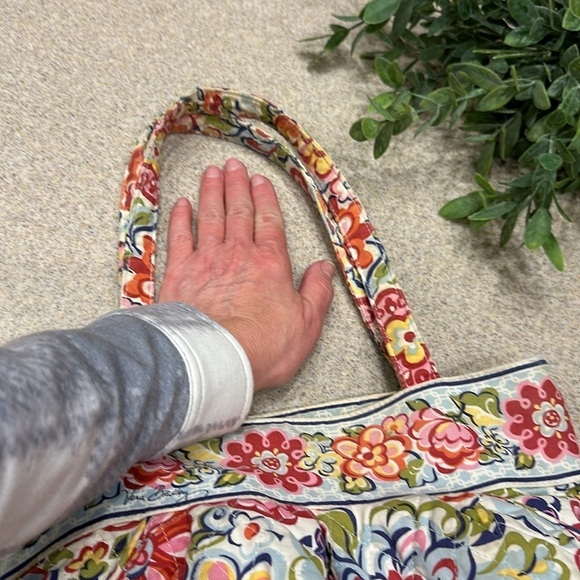 Vera Bradley Shoulder Bag Hope Flowers - Picture 7 of 9